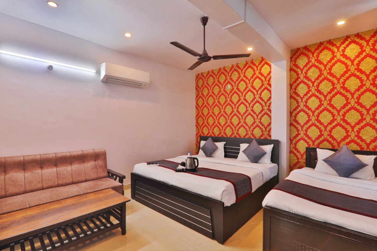 best hotels in Gomti Nagar
